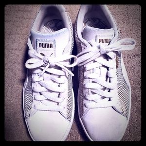 PUMA Tennis Shoes